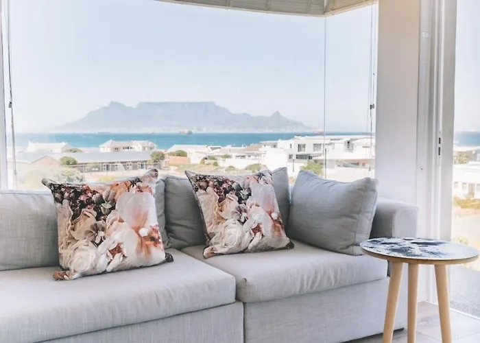 Small Bay Beach Suites