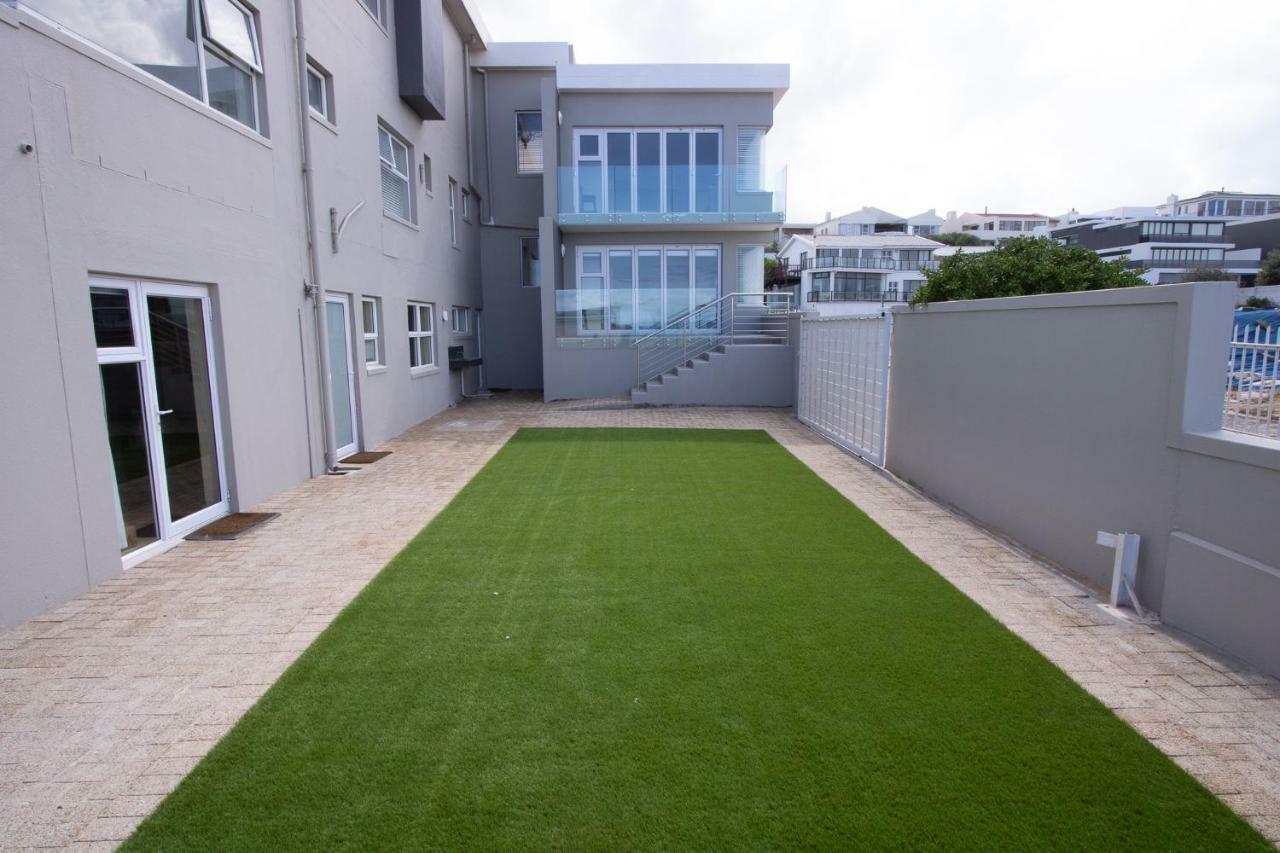 Small Bay *